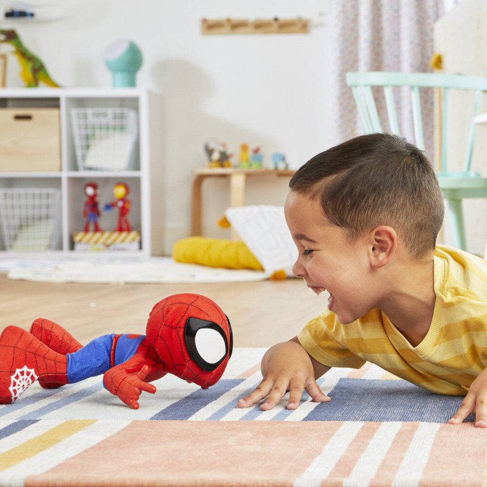 Imagen de Muñeco Peluche Spidey Baila Y Gatea Spidey And His Amazing Friends Marvel parte de nuestra colección en Espadas y más, sitio oficial.