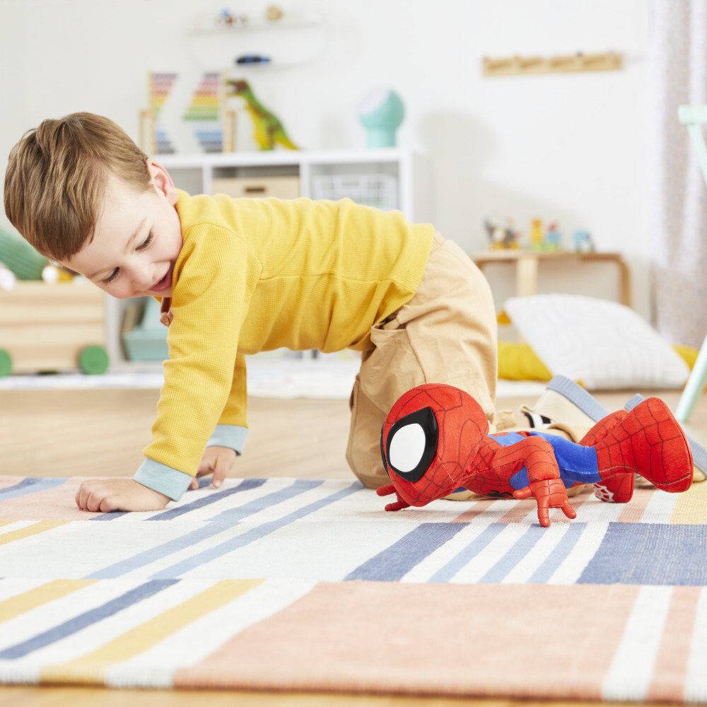 Imagen de Muñeco Peluche Spidey Baila Y Gatea Spidey And His Amazing Friends Marvel parte de nuestra colección en Espadas y más, sitio oficial.
