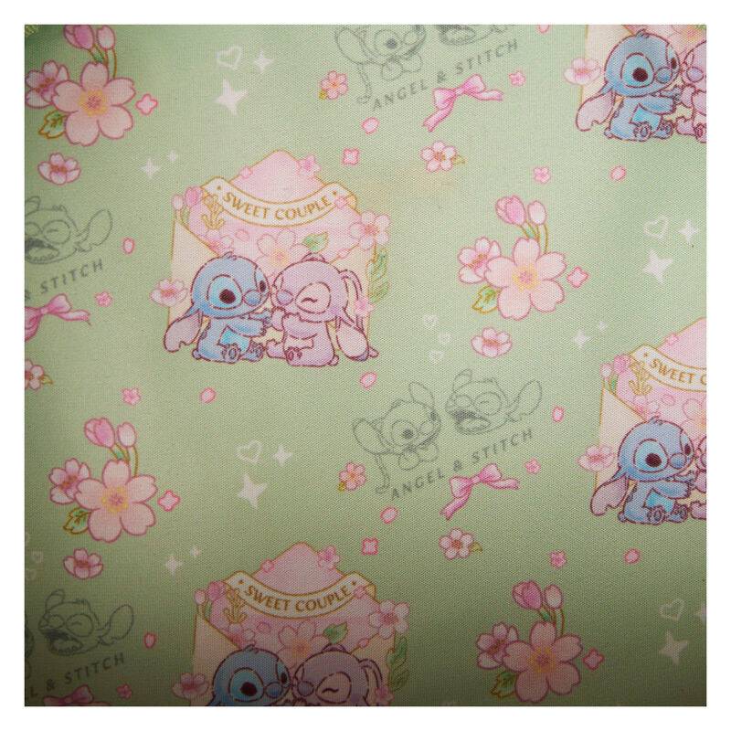 Imagen de Mochila Cute Stitch Disney Loungefly 26Cm parte de nuestra colección en Espadas y más, sitio oficial.