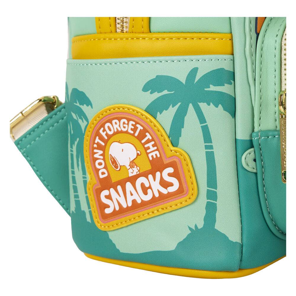 Imagen de Mochila Road Trip Snoopy Loungefly 26Cm parte de nuestra colección en Espadas y más, sitio oficial.