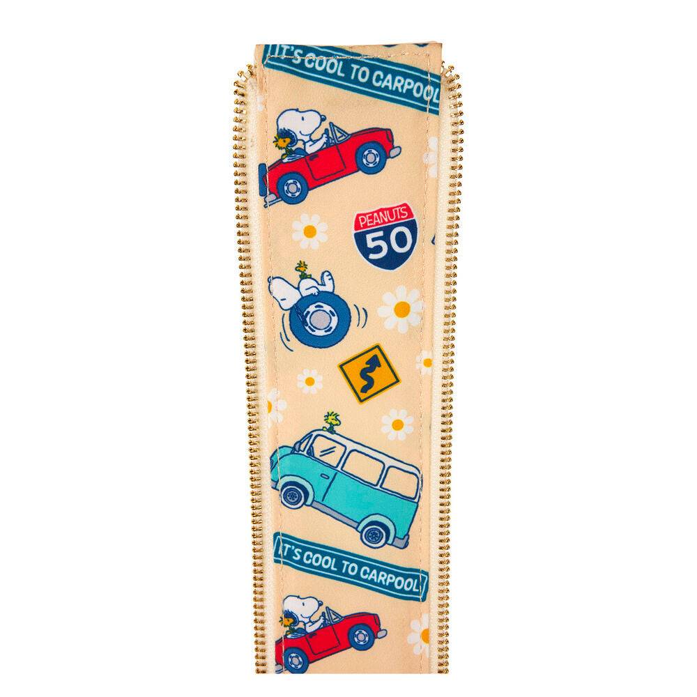 Imagen de Bolso Bandolera Road Trip Bus Snoopy Loungefly parte de nuestra colección en Espadas y más, sitio oficial.