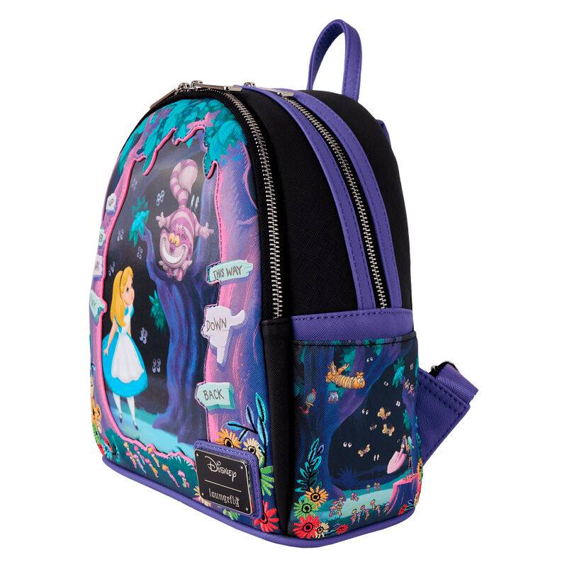 Imagen de Mochila Alicia En El Pais De Las Maravillas Disney 26Cm parte de nuestra colección en Espadas y más, sitio oficial.
