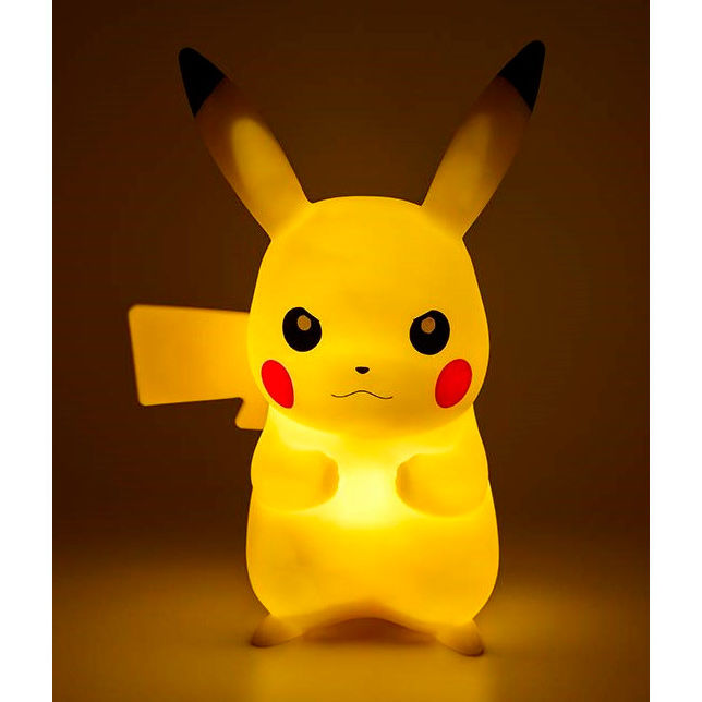 Imagen de Lampara Led 3D Pikachu Pokemon 25Cm parte de nuestra colección en Espadas y más, sitio oficial.