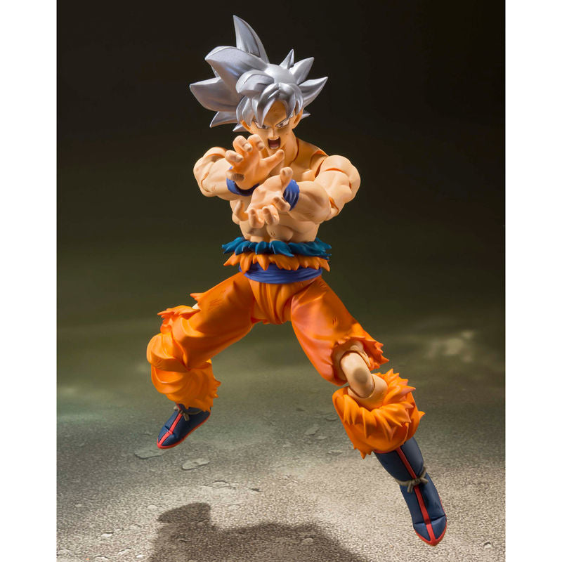 Imagen 3 - Figura S.h. Figuarts Son Goku Ultra Instinct Dragon Ball Super 14Cm
