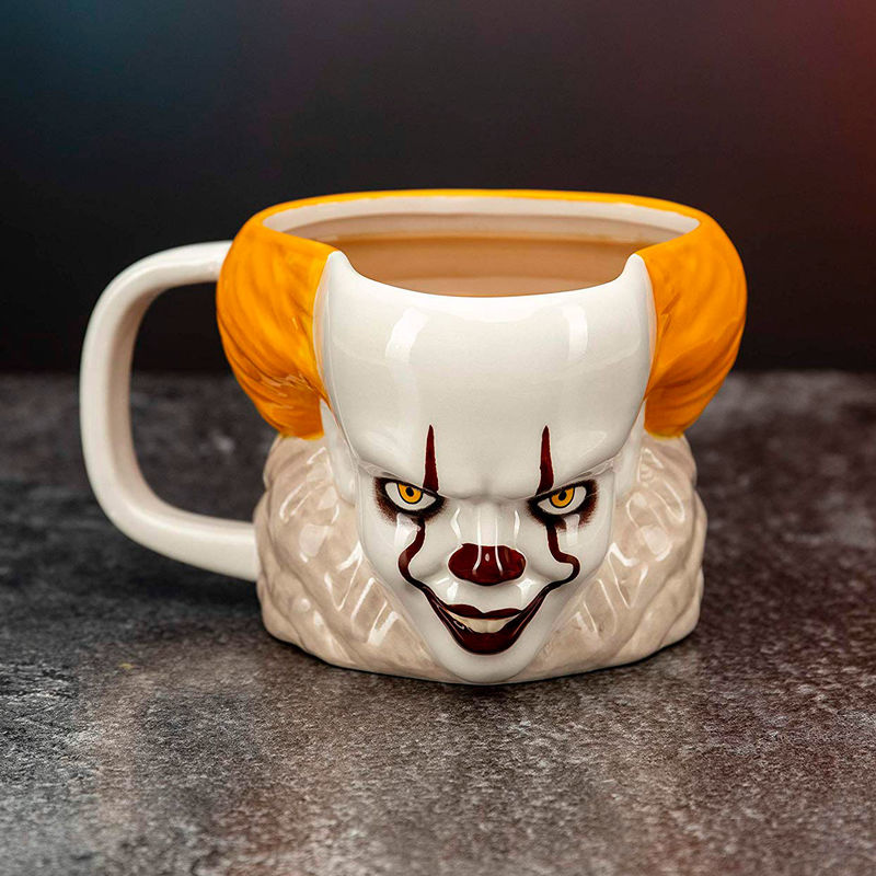 Imagen de Taza 3D It Pennywise parte de nuestra colección en Espadas y más, sitio oficial.