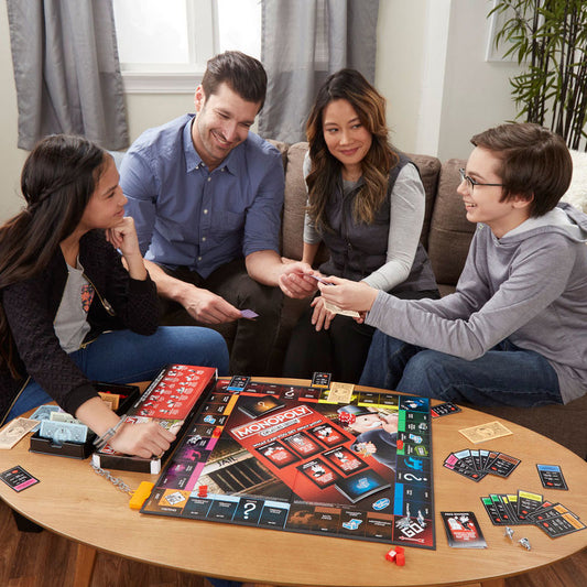 Imagen de Juego Monopoly Tramposo parte de nuestra colección en Espadas y más, sitio oficial.