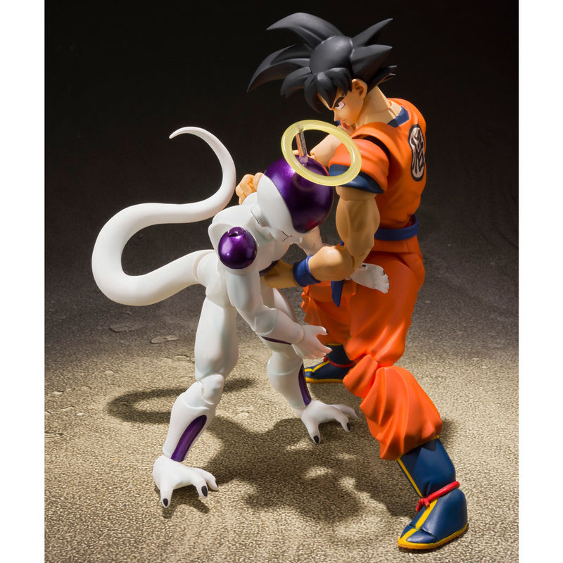 Imagen de Figura Son Goku Saiyan Raised On Earth Dragon Ball 14Cm parte de nuestra colección en Espadas y más, sitio oficial.