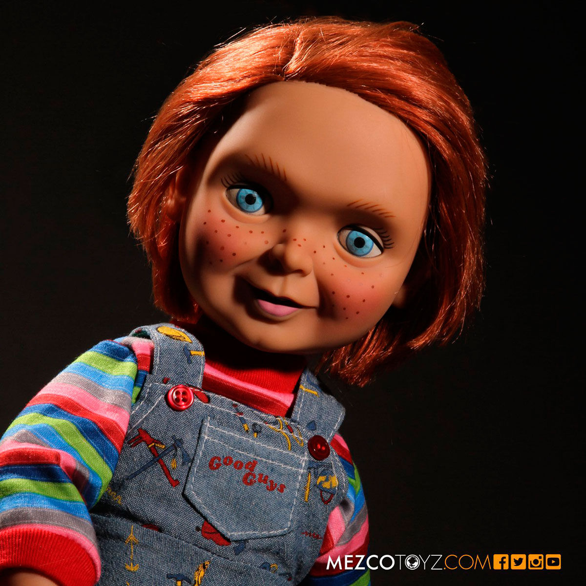 Imagen de Figura Articulada Parlante Muñeco Diabolico Chucky 38Cm parte de nuestra colección en Espadas y más, sitio oficial.