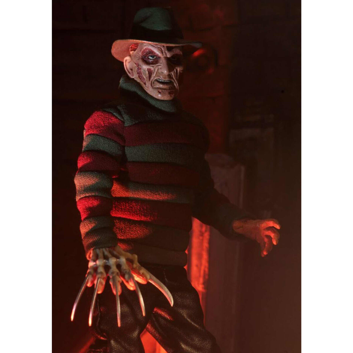 Imagen de Figura Freddy Krueger Pesadilla En Elm Street 20Cm parte de nuestra colección en Espadas y más, sitio oficial.