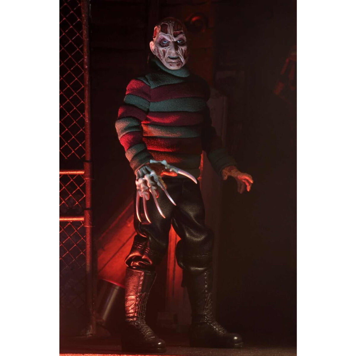 Imagen de Figura Freddy Krueger Pesadilla En Elm Street 20Cm parte de nuestra colección en Espadas y más, sitio oficial.