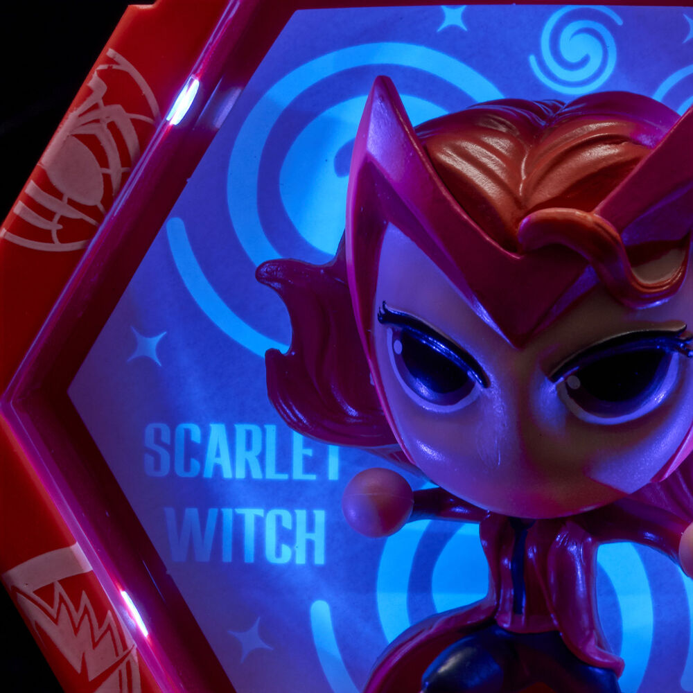 Imagen de Figura Led Wow! Pod Scarlet Witch Marvel parte de nuestra colección en Espadas y más, sitio oficial.