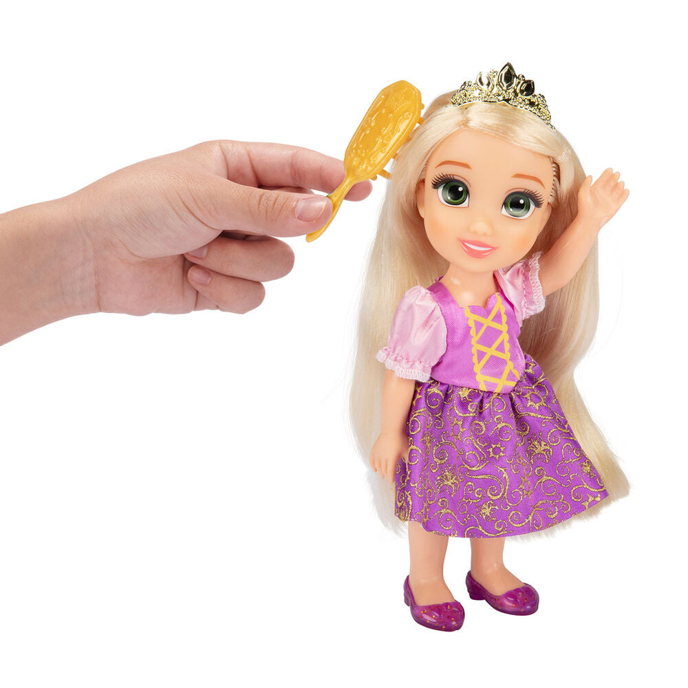 Imagen de Muñeca Rapunzel + Maximus Enredados Disney 15Cm parte de nuestra colección en Espadas y más, sitio oficial.