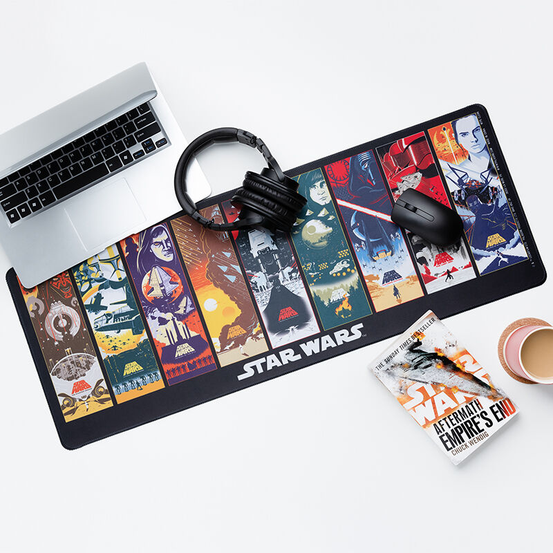 Imagen de Alfombrilla Gaming Star Wars parte de nuestra colección en Espadas y más, sitio oficial.