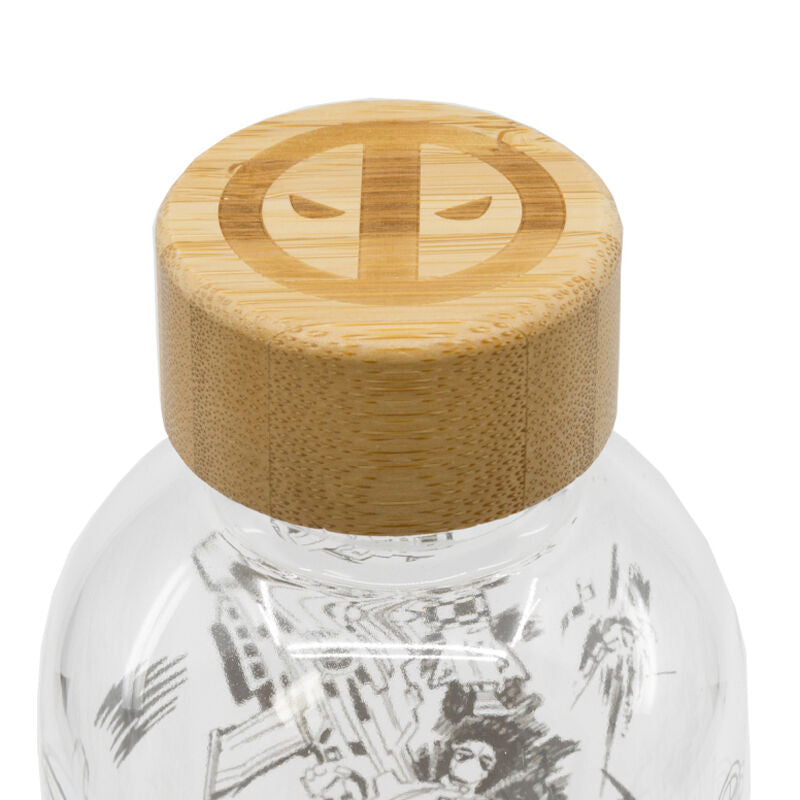 Imagen de Botella Cristal Deadpool Marvel 1030Ml parte de nuestra colección en Espadas y más, sitio oficial.