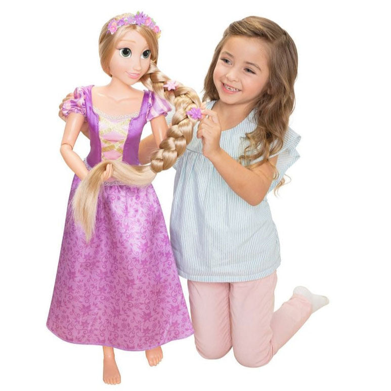 Imagen de Muñeca Rapunzel Enredados Disney 80Cm parte de nuestra colección en Espadas y más, sitio oficial.