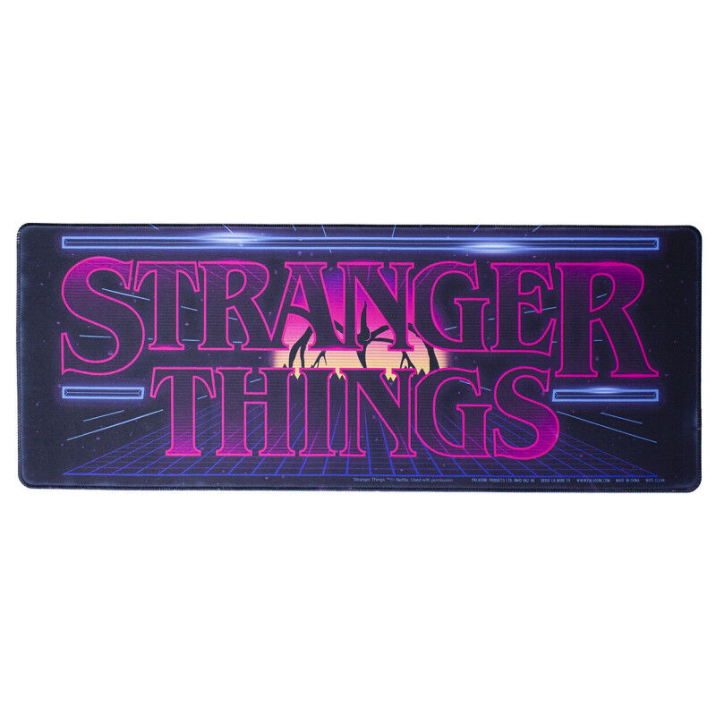 Imagen de Alfombrilla Gaming Logo Arcade Stranger Things parte de nuestra colección en Espadas y más, sitio oficial.