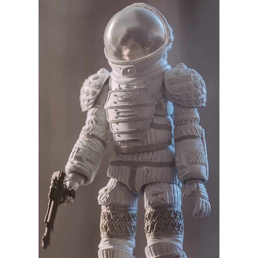 Imagen 3 - Figura Ripley In Spacesuit Alien Previews Exclusive 10Cm