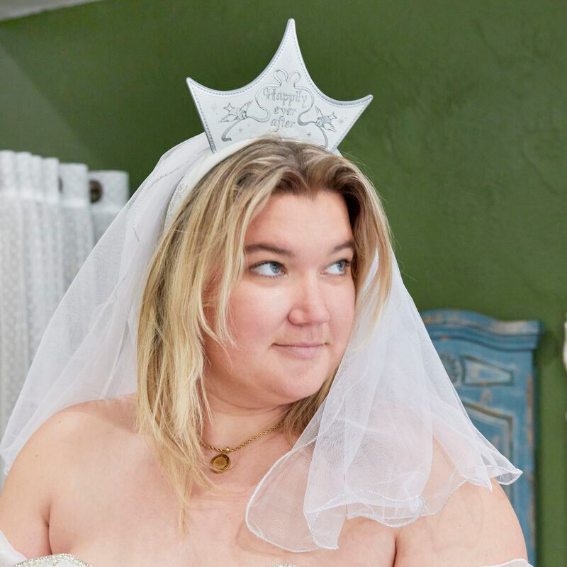 Imagen de Diadema Happily Ever After Cenicienta Disney Loungefly parte de nuestra colección en Espadas y más, sitio oficial.