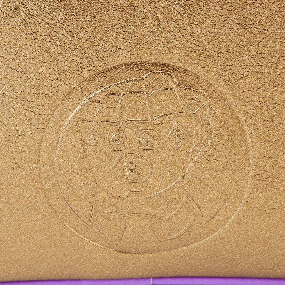 Imagen de Mochila Guantelete Thanos Marvel Loungefly 26Cm parte de nuestra colección en Espadas y más, sitio oficial.