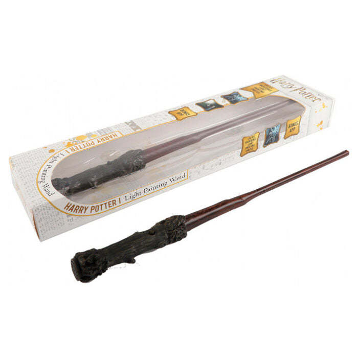 Imagen de Varita Magica Luz Harry Potter parte de nuestra colección en Espadas y más, sitio oficial.