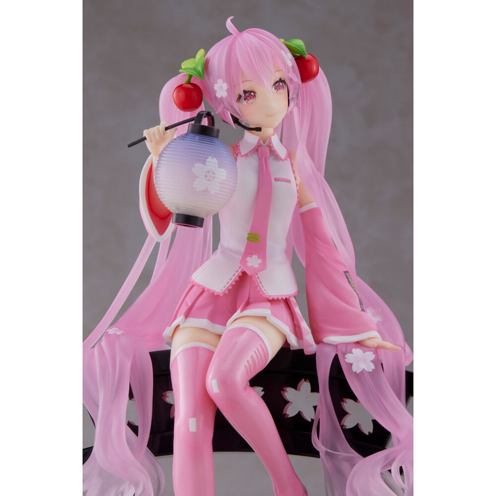Imagen 8 - Figura Sakura Miku Amp+ Prize Sakura Lantern Ver. Hatsune Miku 18Cm
