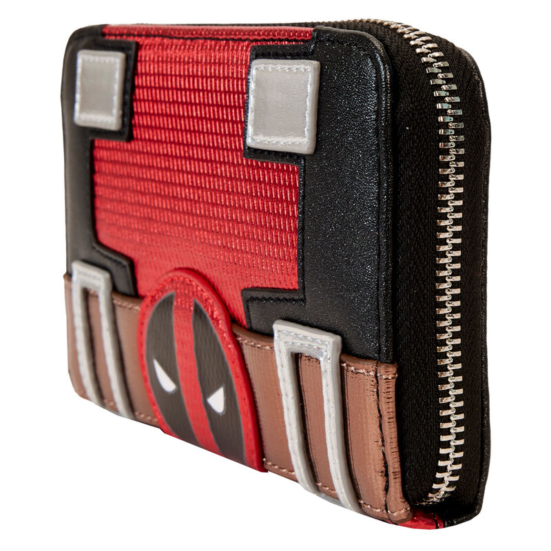 Imagen de Cartera Deadpool Metalllic Marvel Loungefly parte de nuestra colección en Espadas y más, sitio oficial.