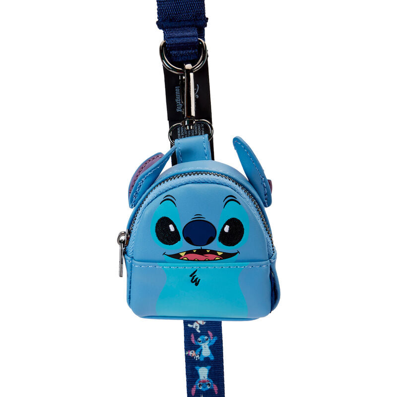Imagen de Bolsa Premios Perro Stitch Disney Loungefly parte de nuestra colección en Espadas y más, sitio oficial.
