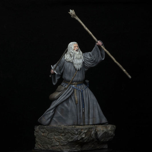 Imagen de Figura Gandalf En Moria El Señor De Los Anillos 18Cm parte de nuestra colección en Espadas y más, sitio oficial.