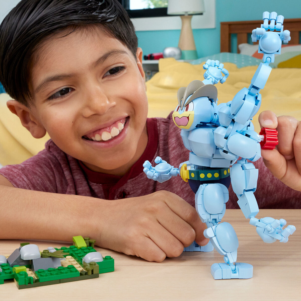Imagen 4 de Mega Construx Machamp Pokemon