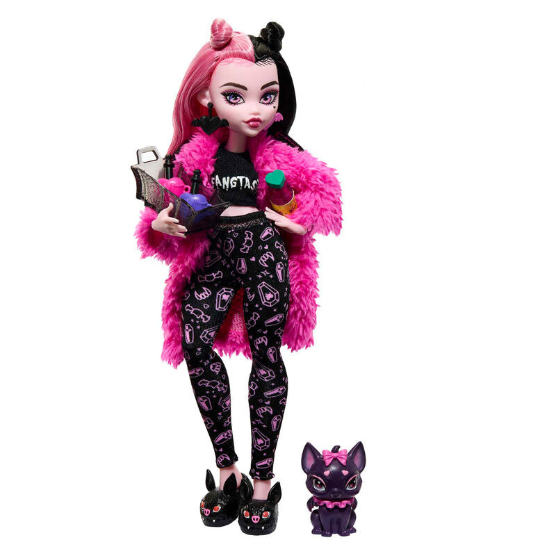 Imagen de Muñeca Draculaura Fiesta Pijama Monster High 25Cm parte de nuestra colección en Espadas y más, sitio oficial.