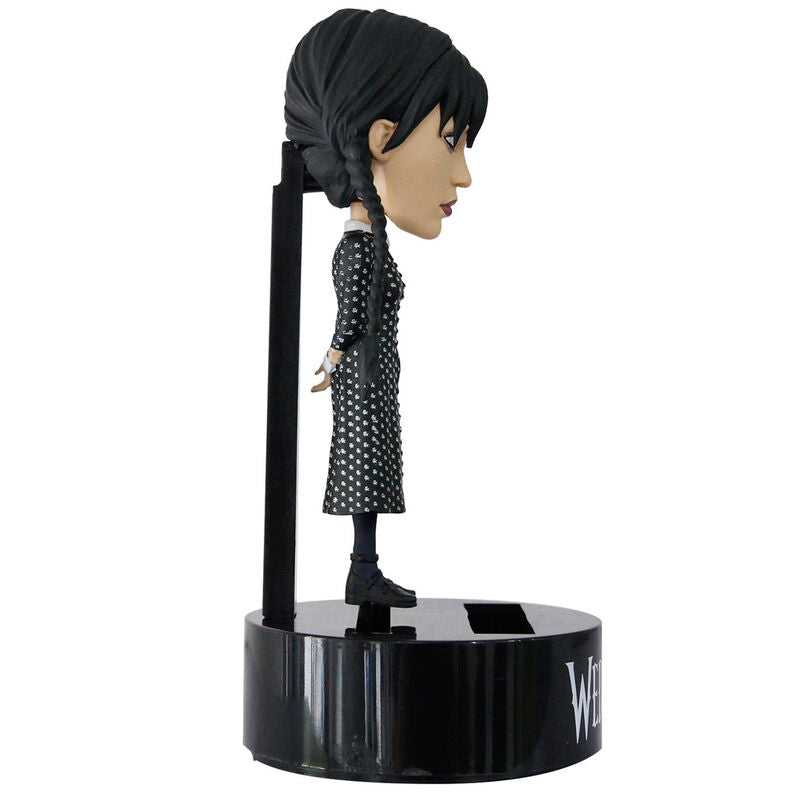 Imagen de Figura Miercoles Body Knocker Miercoles 16Cm parte de nuestra colección en Espadas y más, sitio oficial.