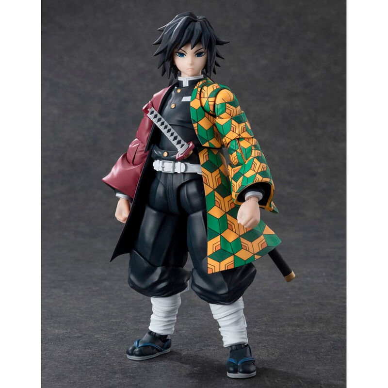 Imagen 1 - Figura S.h. Figuarts Giyu Tomioka Demon Slayer: Kimetsu No Yaiba 15Cm
