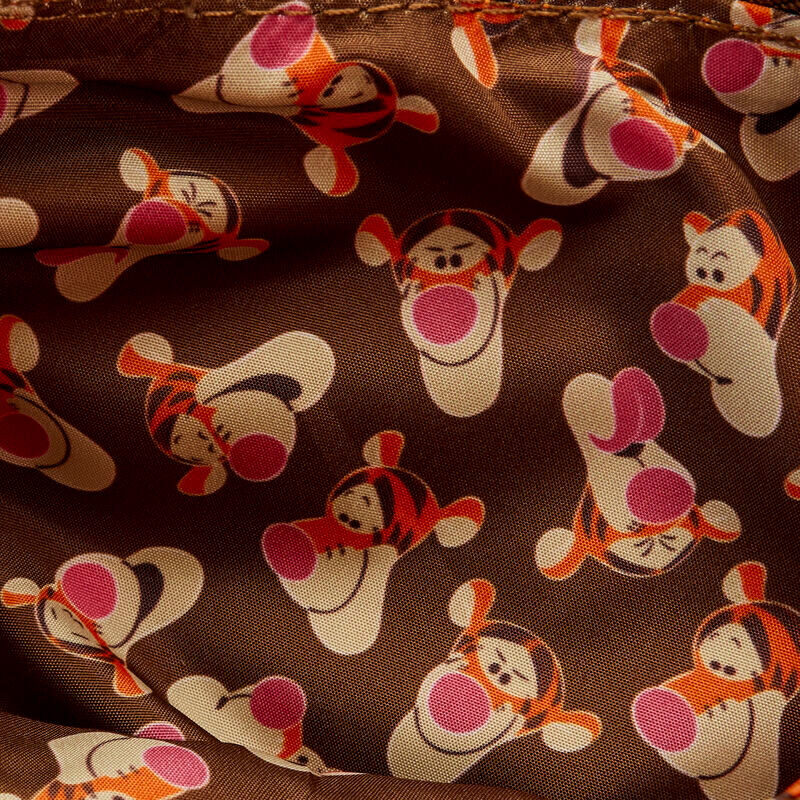 Imagen de Bolso Bandolera Tigger Winnie The Pooh Disney Loungefly parte de nuestra colección en Espadas y más, sitio oficial.