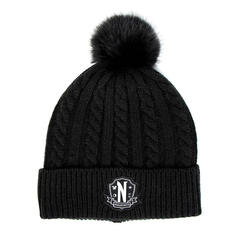 Imagen de Set Gorro Y Guantes Miercoles parte de nuestra colección en Espadas y más, sitio oficial.