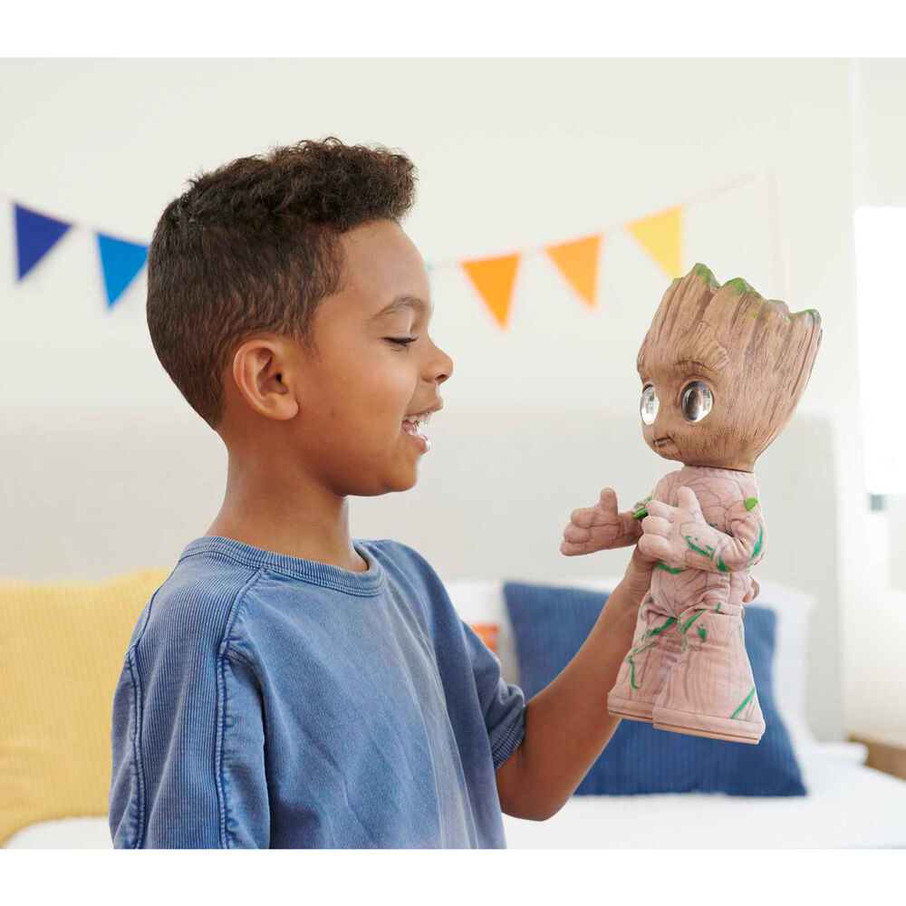 Imagen de Peluche Bailon Groot - I Am Groot Marvel 28Cm parte de nuestra colección en Espadas y más, sitio oficial.