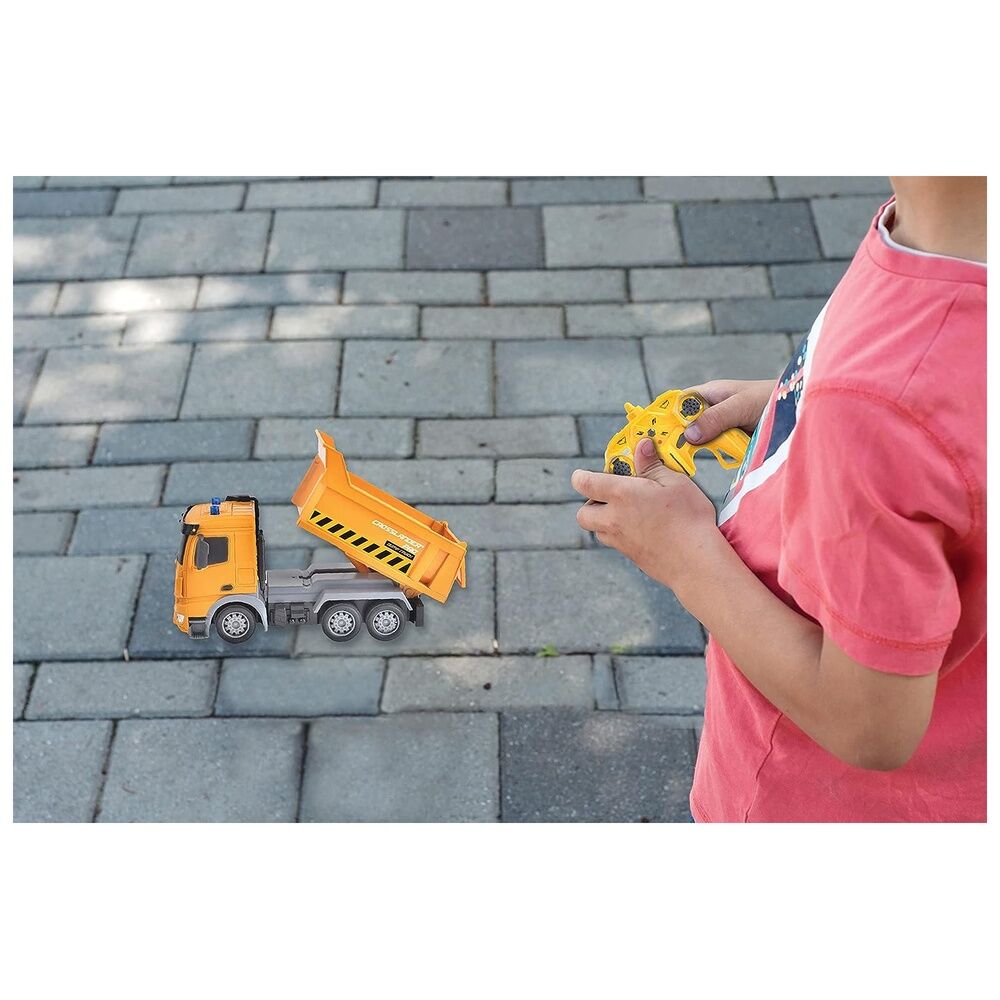 Imagen de Camion Teledirigido parte de nuestra colección en Espadas y más, sitio oficial.