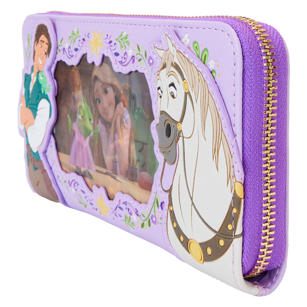 Imagen de Cartera Lenticular Rapunzel Disney Loungefly parte de nuestra colección en Espadas y más, sitio oficial.