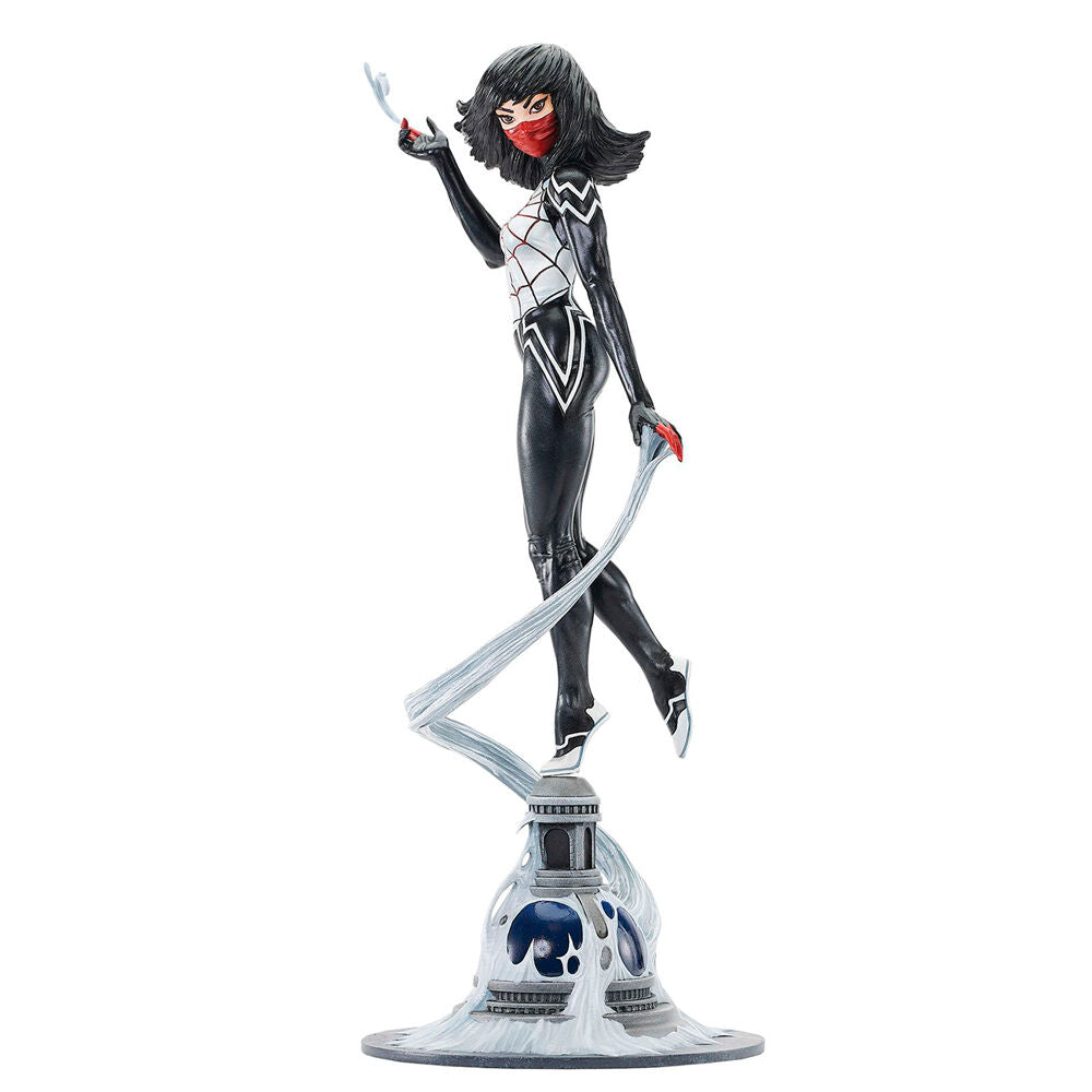 Imagen de Figura Silk Premier Collection Marvel 35,5Cm parte de nuestra colección en Espadas y más, sitio oficial.