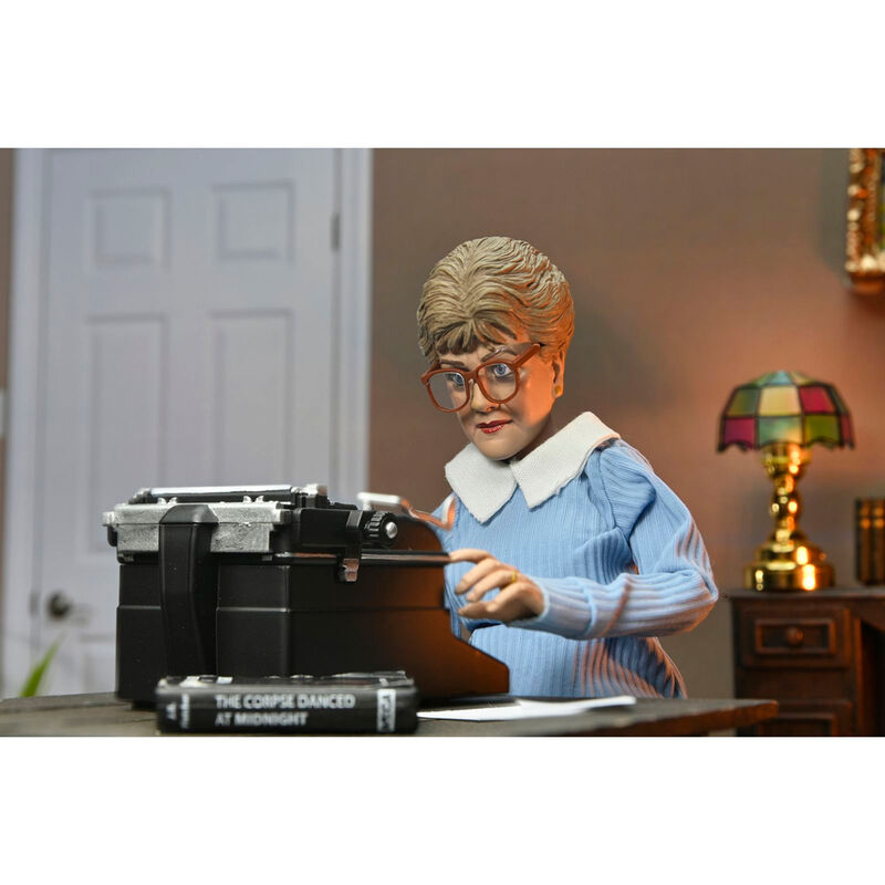 Imagen de Figura Jessica Fletcher Se Ha Escrito Un Crimen 15Cm 2 parte de nuestra colección en Espadas y más, sitio oficial.