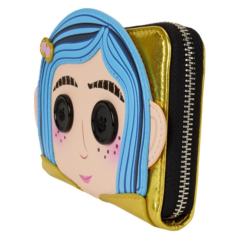 Imagen de Cartera Muñeca Coraline Loungefly parte de nuestra colección en Espadas y más, sitio oficial.