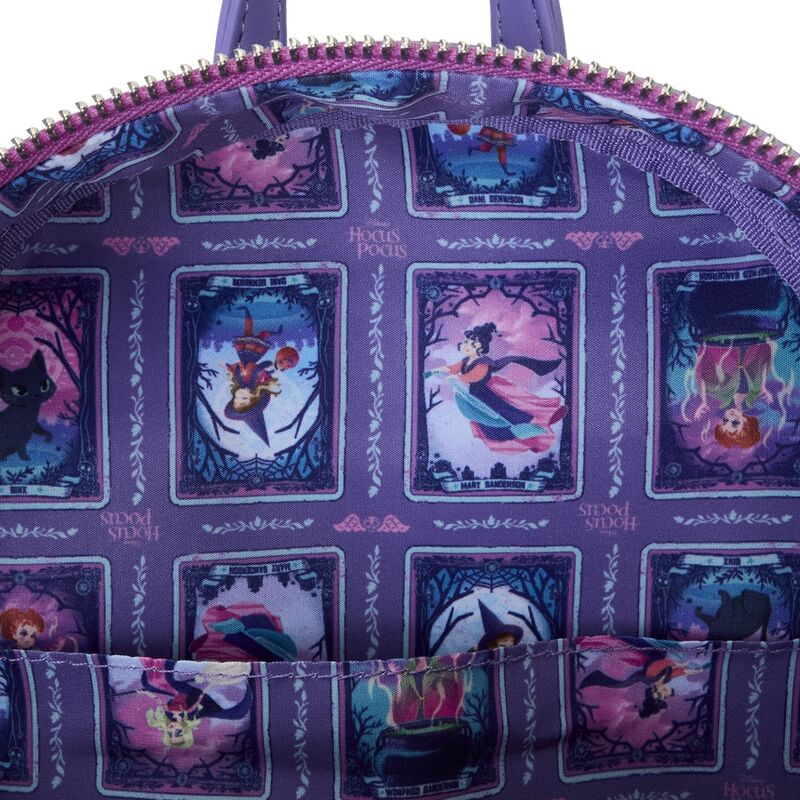 Imagen de Mochila Tarot Hocus Pocus Disney Loungefly parte de nuestra colección en Espadas y más, sitio oficial.
