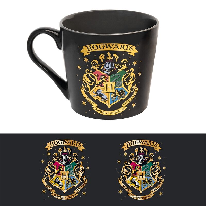 Imagen de Taza Premium Hogwarts Harry Potter parte de nuestra colección en Espadas y más, sitio oficial.