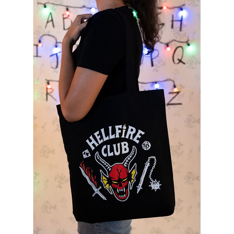 Imagen de Bolsa Shopping Hellfire Club Stranger Things parte de nuestra colección en Espadas y más, sitio oficial.