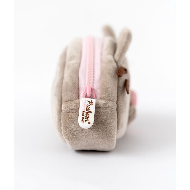 Imagen de Portatodo Felpa Foodie Pusheen parte de nuestra colección en Espadas y más, sitio oficial.