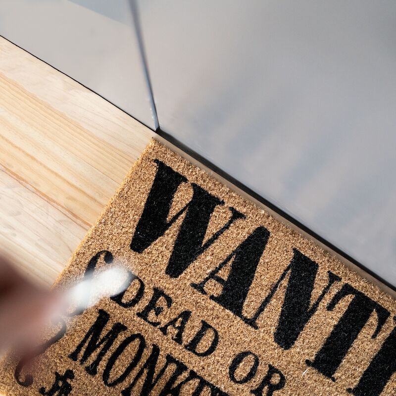 Imagen de Felpudo Wanted Monkey D Luffy One Piece parte de nuestra colección en Espadas y más, sitio oficial.