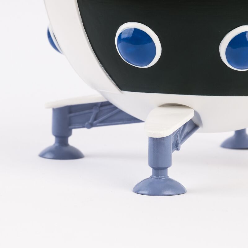 Imagen de Portalapices Capsule Corp Dragon Ball Z parte de nuestra colección en Espadas y más, sitio oficial.