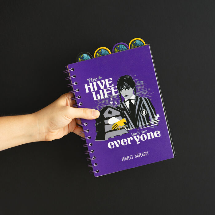 Imagen de Cuaderno A5 Miercoles parte de nuestra colección en Espadas y más, sitio oficial.