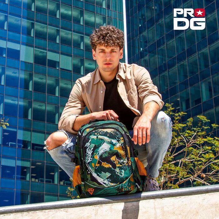 Imagen de Mochila Running Diamond Pro Dg 46Cm parte de nuestra colección en Espadas y más, sitio oficial.