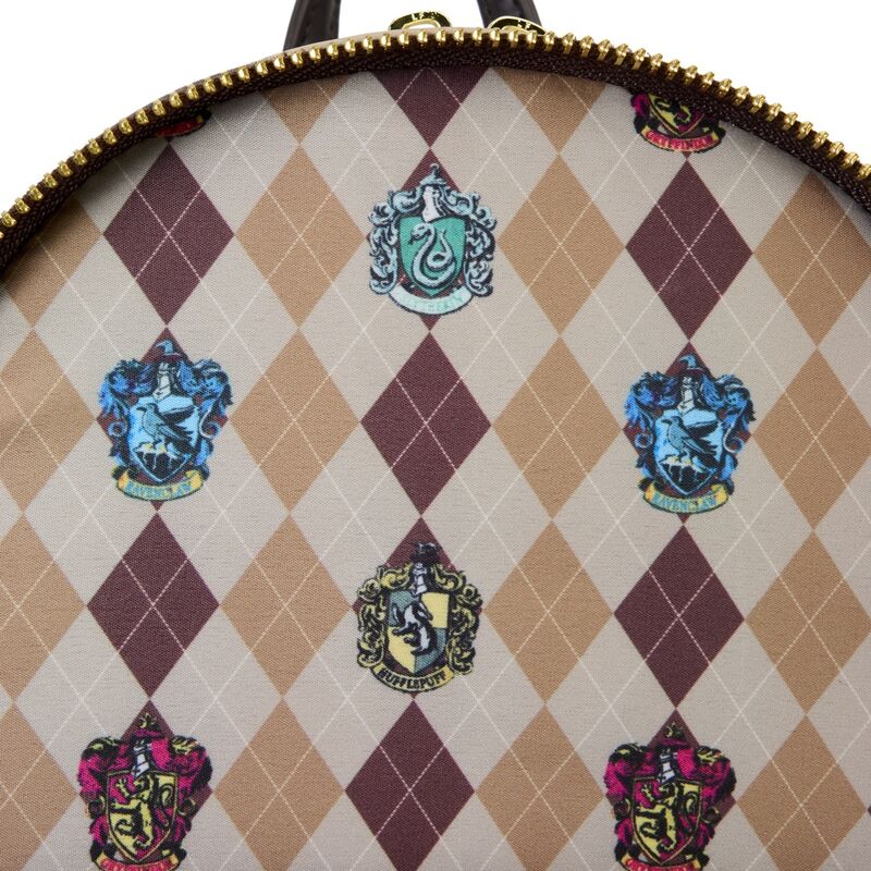 Imagen 5 - Mochila El Gran Comedor Harry Potter Loungefly 26Cm