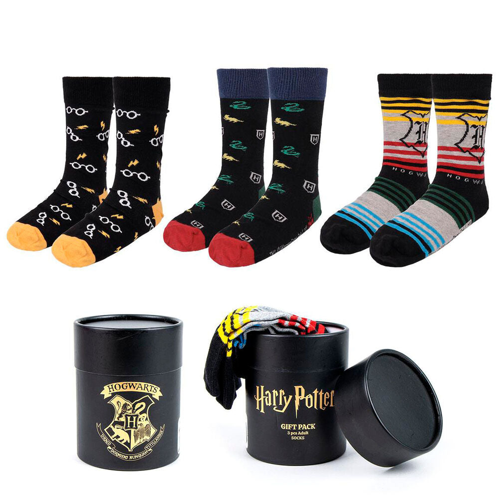 Imagen de Set 3 Calcetines Harry Potter Adulto Surtido parte de nuestra colección en Espadas y más, sitio oficial.